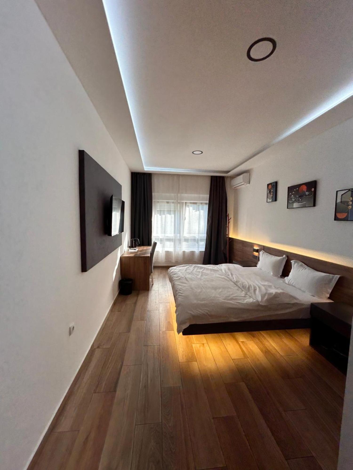 בלגרד H.T Hotel מראה חיצוני תמונה